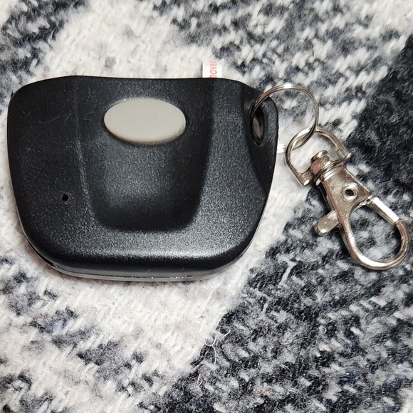 FOB 300 MHz 10 Dip Switch Remote for Garage or Gate - Picture 1 of 4